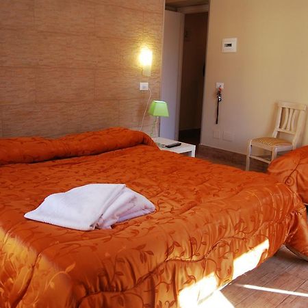Casa Aurelia Hotell Palermo Eksteriør bilde